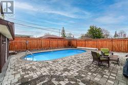 371 ELIZABETH STREET  Oshawa, ON L1J 5S7