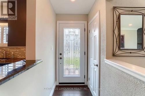 371 ELIZABETH STREET , Oshawa, Ontario L1J 5S7 4