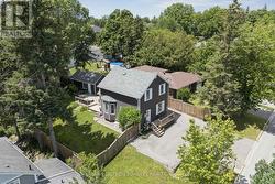 72 VINCENT STREET Newmarket, ON L3Y 4G5