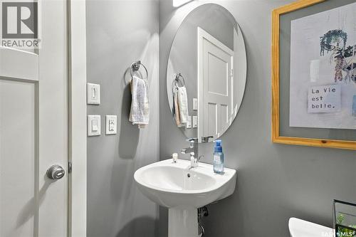 311 Dagnone Crescent, Saskatoon, SK 