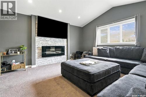 311 Dagnone Crescent, Saskatoon, SK 