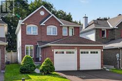 56 BANNOCK CRESCENT  Ottawa, ON K2K 2P9