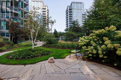 217 - 2119 LAKE SHORE BOULEVARD W , Toronto, Ontario M8V 4E8 5