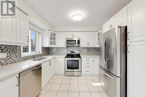 5684 Volpe Avenue, Mississauga, ON 
