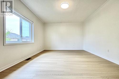 5684 Volpe Avenue, Mississauga, ON 