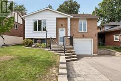 317 REXFORD DRIVE Hamilton, ON L8W 1W2
