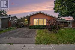 1374 HIGHGATE ROAD  Ottawa, ON K2C 2Y6