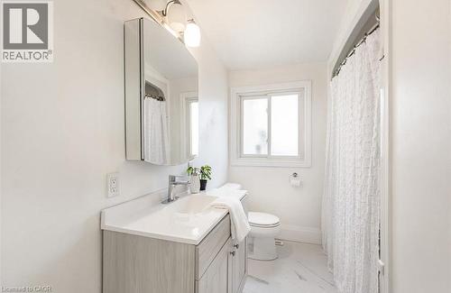 134 Deschene Avenue, Hamilton, ON 
