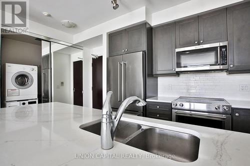 310 - 825 CHURCH STREET , Toronto, Ontario M4W 3Z4 4