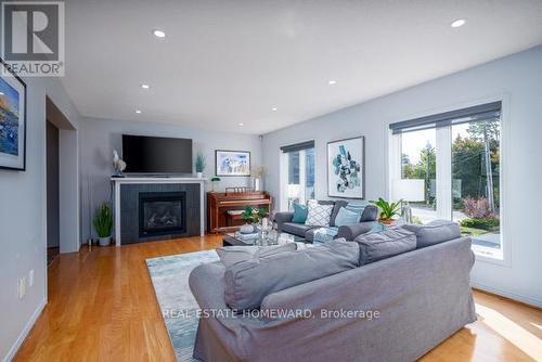 MAIN - 145 CARLSON DRIVE , Newmarket, Ontario L3Y 3H1 5