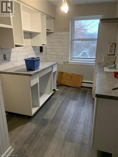 7 APPLEWOOD Avenue Unit# 10 , Stoney Creek, Ontario L8G 3S4 4