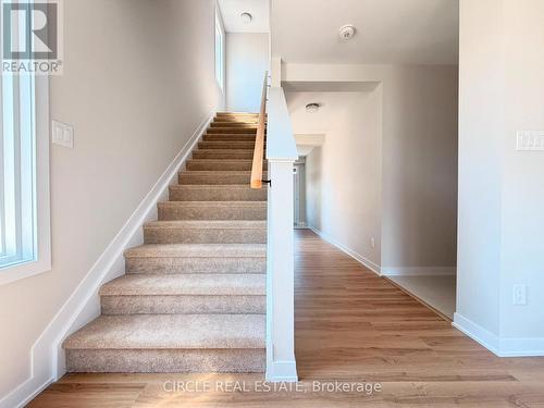 739 HAFLINGER ROW , Ottawa, Ontario K0A 2Z0 5