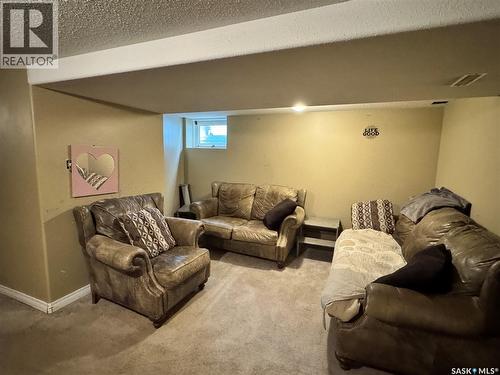 405 2Nd Avenue E, Biggar, SK 