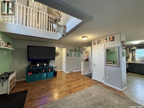 405 2Nd Avenue E, Biggar, SK 
