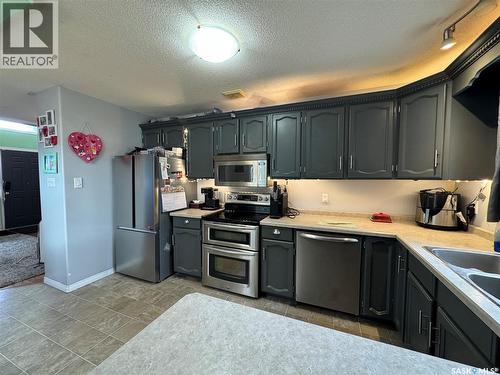 405 2Nd Avenue E, Biggar, SK 