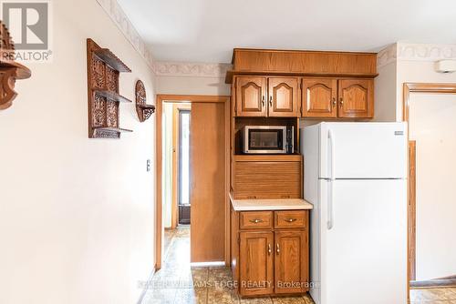 30 Goldfinch Road, Hamilton, ON 
