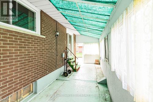 30 Goldfinch Road, Hamilton, ON 