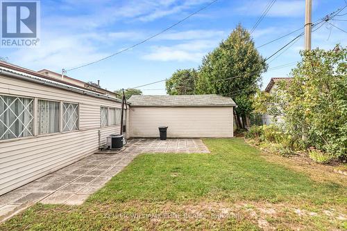30 Goldfinch Road, Hamilton, ON 