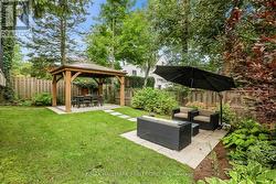 Multiple entertaining spaces - 