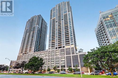 2505 - 1926 LAKESHORE BOULEVARD W , Toronto, Ontario M6S 1A1 2