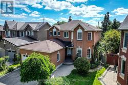 42 PORTEOUS CIRCLE Brampton, ON L6S 5C3