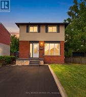 805 TATE AVENUE  Hamilton, ON L8H 6M1