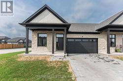 25 - 62 COMPASS TRAIL Central Elgin (Port Stanley), ON N5L 0B4