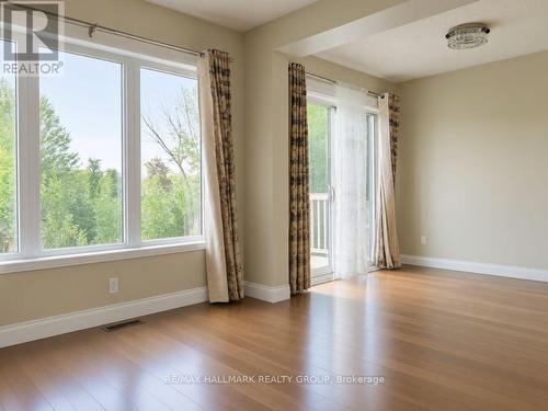44 Winnegreen Court, Ottawa, ON 