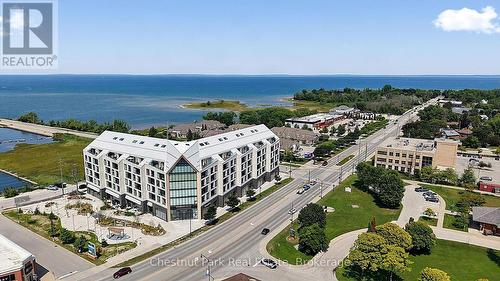 618 - 31 HURON STREET , Collingwood, Ontario L9Y 5T7 3