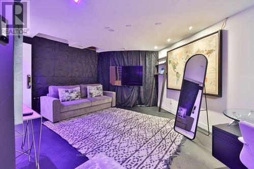 1352 Nocturne Court, Mississauga, ON 