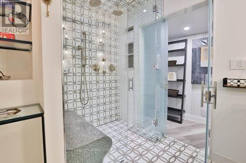 1352 Nocturne Court, Mississauga, ON 