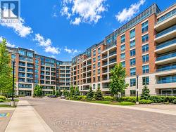 332 - 2480 PRINCE MICHAEL DRIVE  Oakville, ON L6H 0H1
