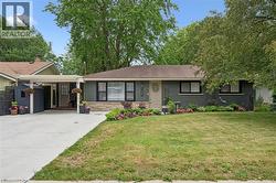 135 BRIDGE Street W  Waterloo, ON N2K 1K8