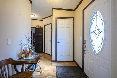 24 Silverdale Crescent, Winnipeg, MB 