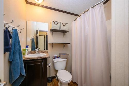 24 Silverdale Crescent, Winnipeg, MB 