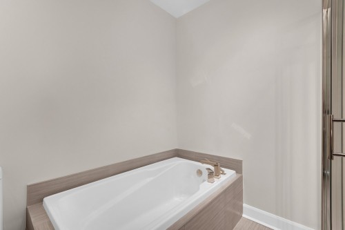Salle de bains - 49 Rue Robitaille, Sainte-Adèle, QC 