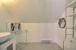 Powder room - 