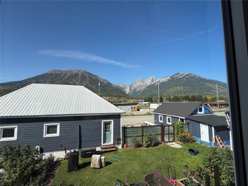166 14Th Street, Fernie, BC 
