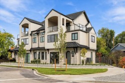 1-2435 Taylor Crescent Kelowna, BC V1Y 1L9