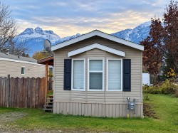 1-318 Humbert Street Revelstoke, BC V0E 2S0