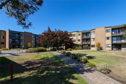 #113-1870 McKenzie Ave  Saanich, BC V8N 4X3