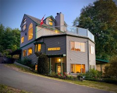 7815 Lantzville Rd Lantzville, BC V0R 2H0