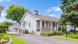 1596 Rue Kennedy Chambly, QC J3L 4R2