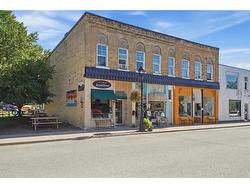 51 KING Street WESTLambton Shores, ON N0N 1J0
