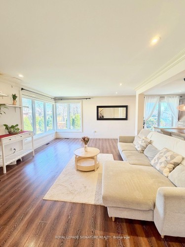 2263 Harcourt Crescent, Mississauga, ON 