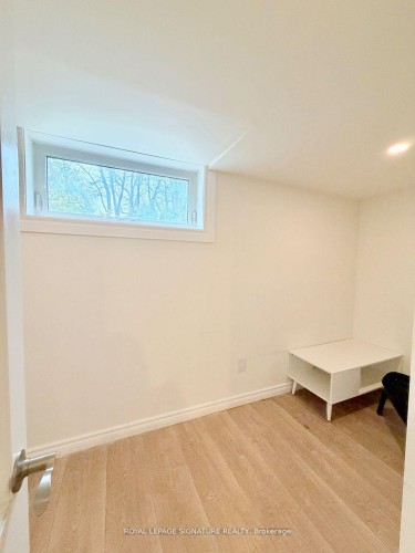 2263 Harcourt Crescent, Mississauga, ON 