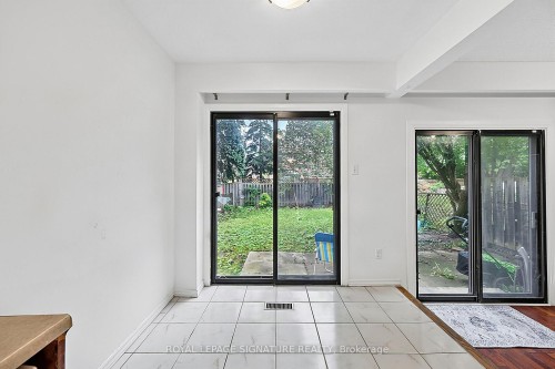 5950 Chidham Crescent, Mississauga, ON 