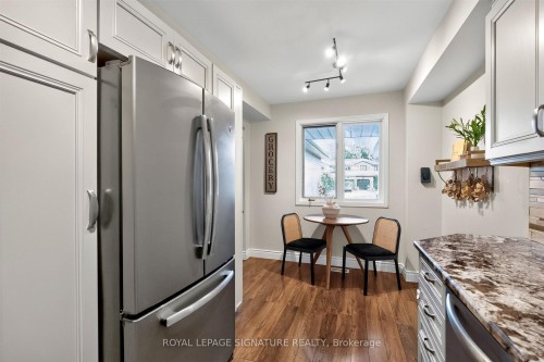 1373 Treeland Street, Burlington, ON 