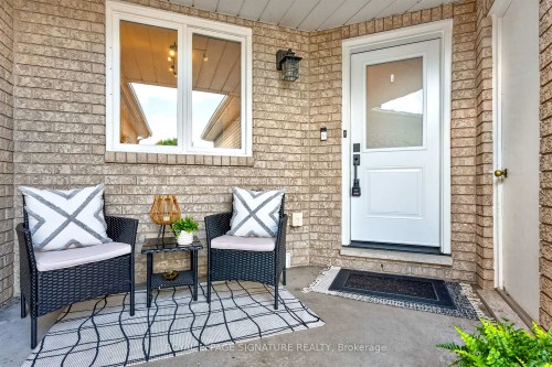 1373 Treeland Street, Burlington, ON 