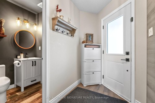 1373 Treeland Street, Burlington, ON 